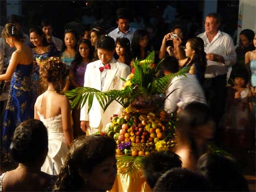 wedding in sihanoukville, cambodia